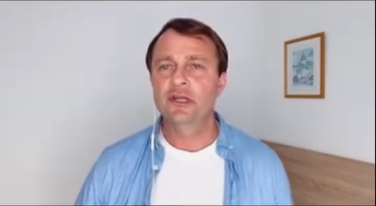 Скрін з відео із зверненням Требушкіна до президента Скрін з відео із зверненням Требушкіна до президента