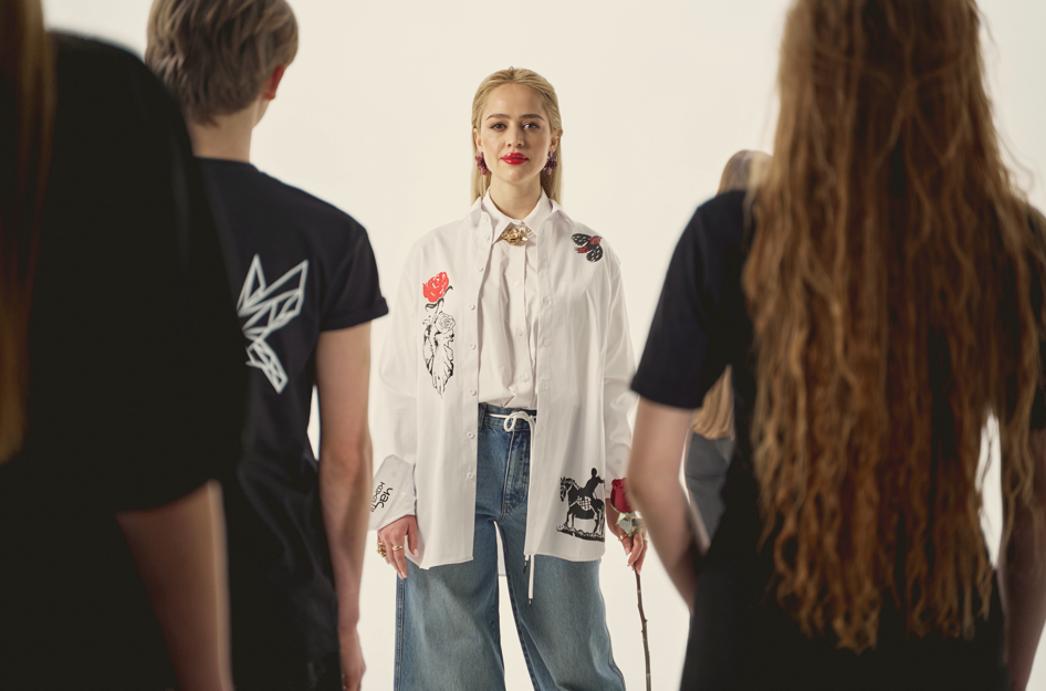 В колекції не обійшлось без троянд - символу шоу 2Холостяк" В колекції не обійшлось без троянд - символу шоу 2Холостяк"