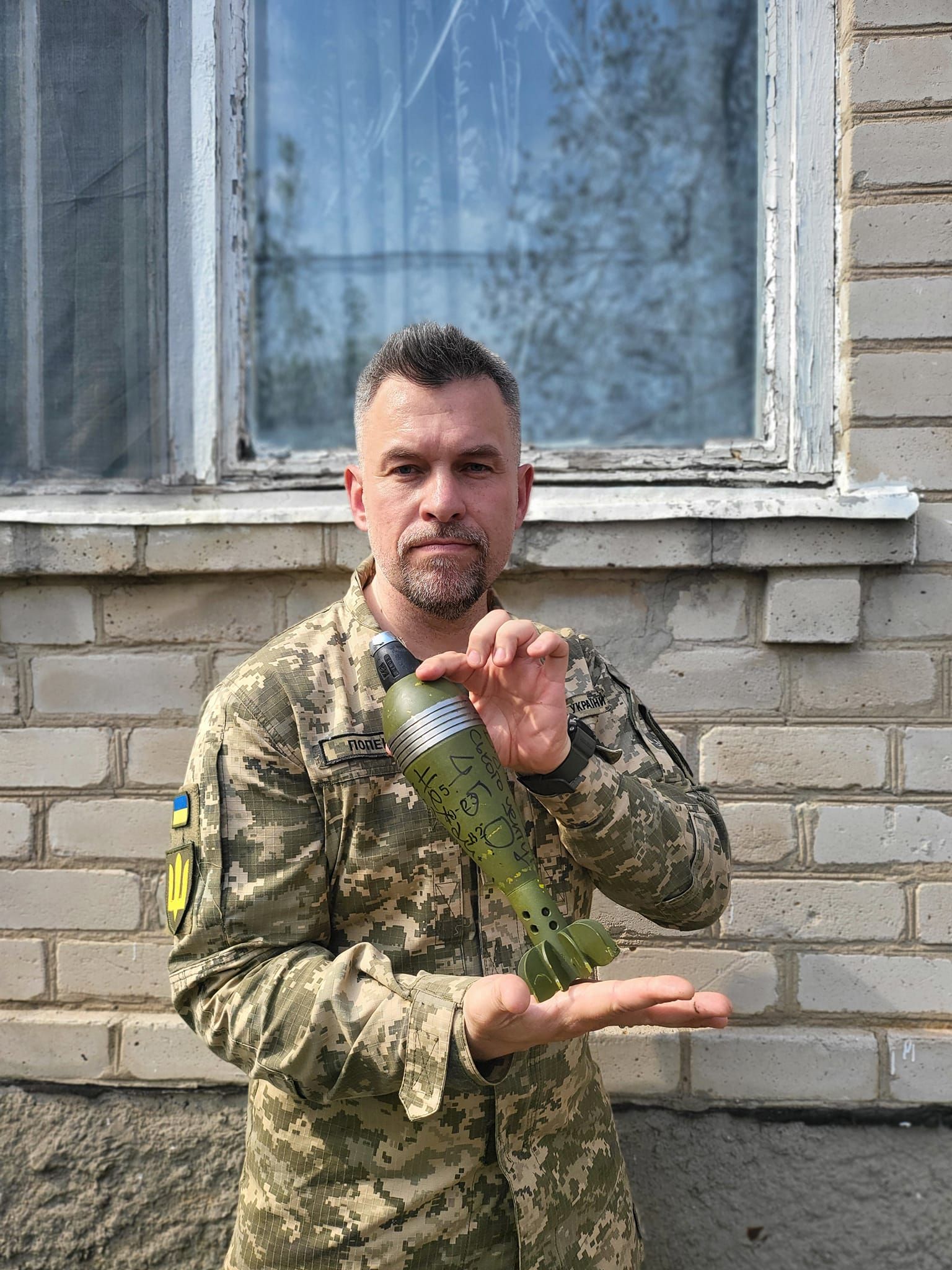 Военнослужащий, телеведущий Геннадий Попенко