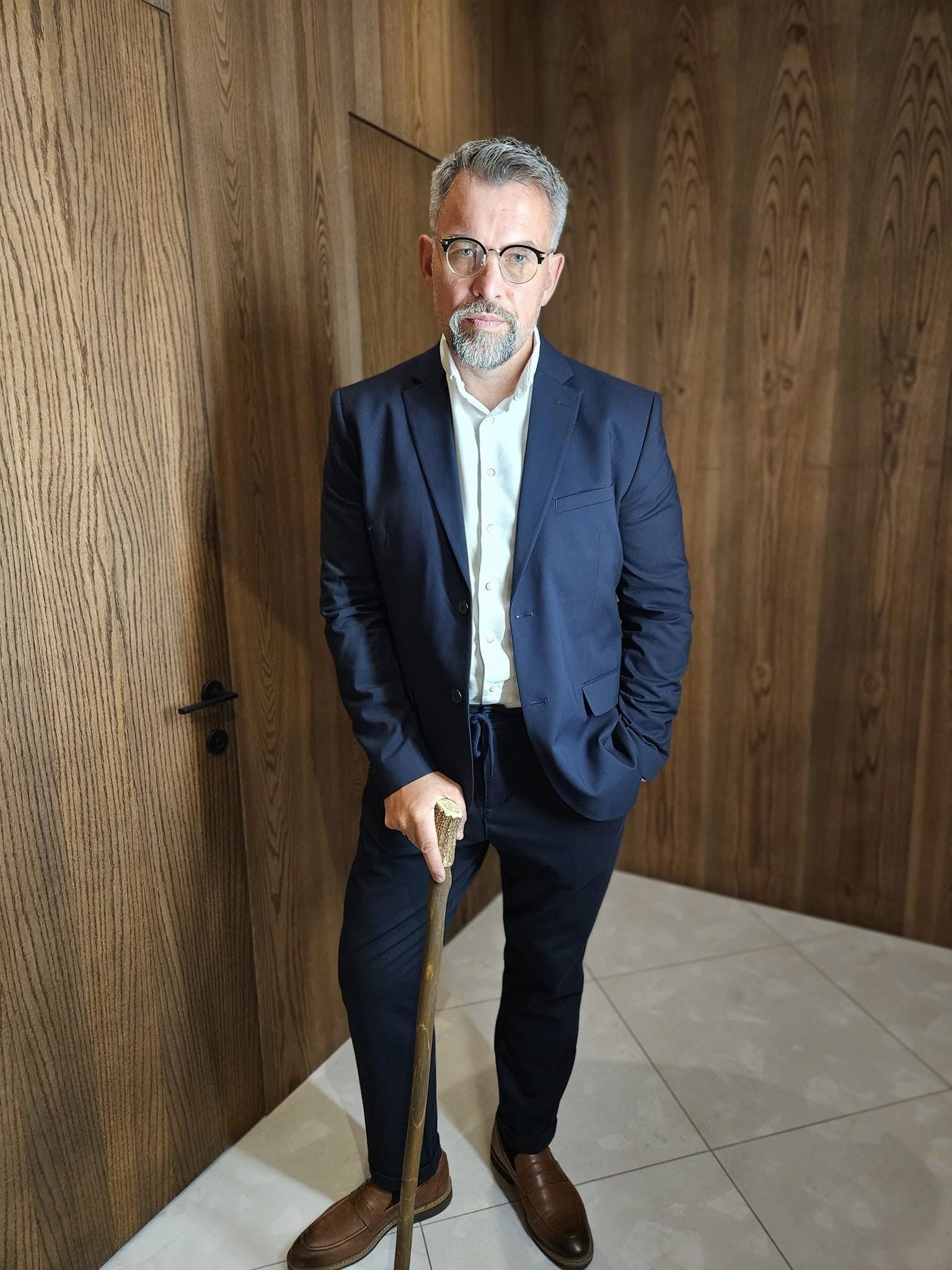 Защитник Украины проходит длительную реабилитацию после травмы