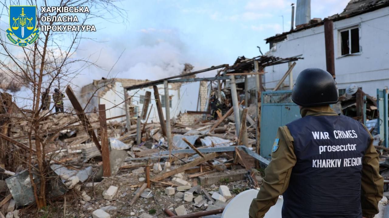 Росіяни скинули авіабомби на Куп'янськ: загинула людина 1