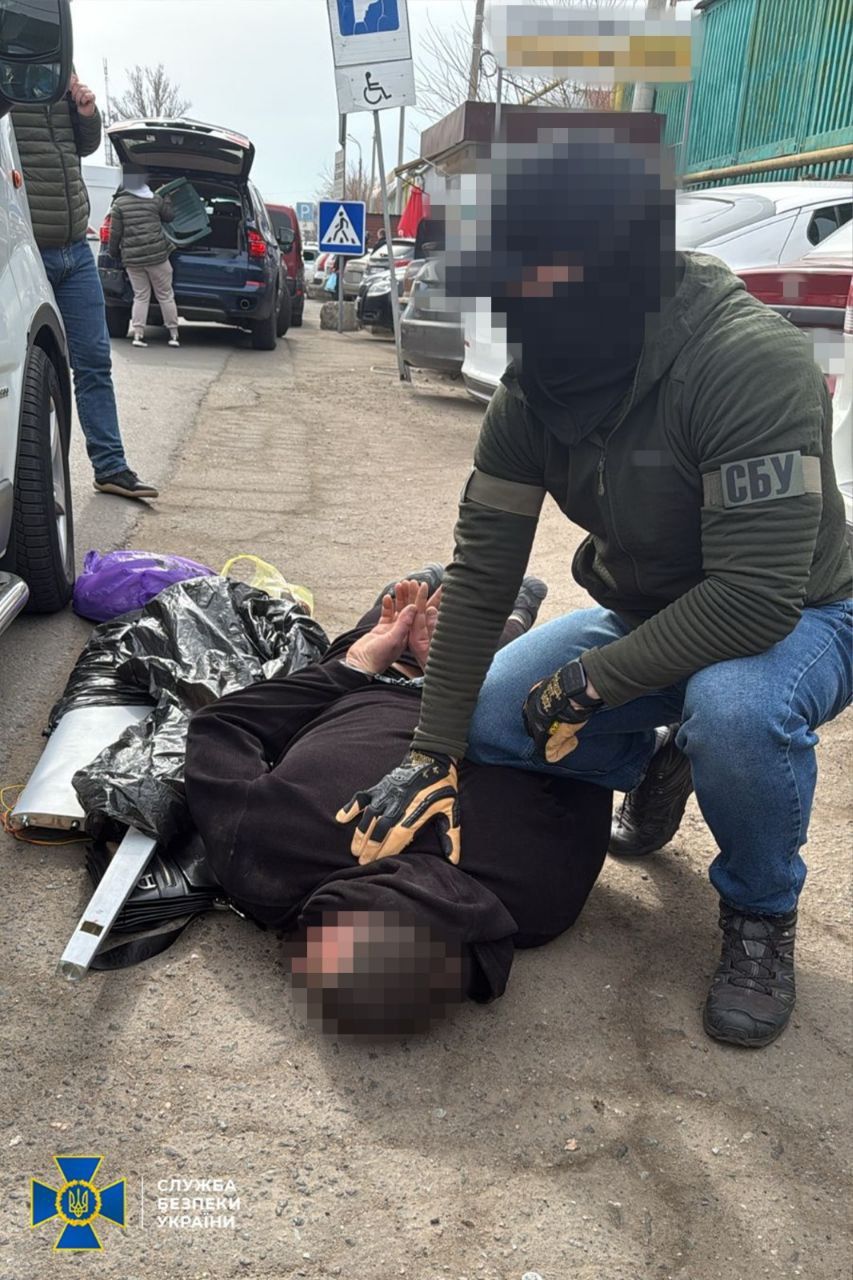 Задержание российского агента из Приднестровья. Фото - СБУ