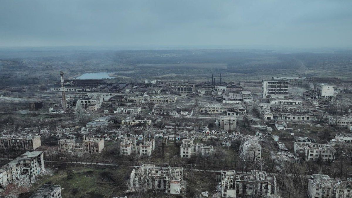 Часів Яр, зруйновані багатоповерхівки