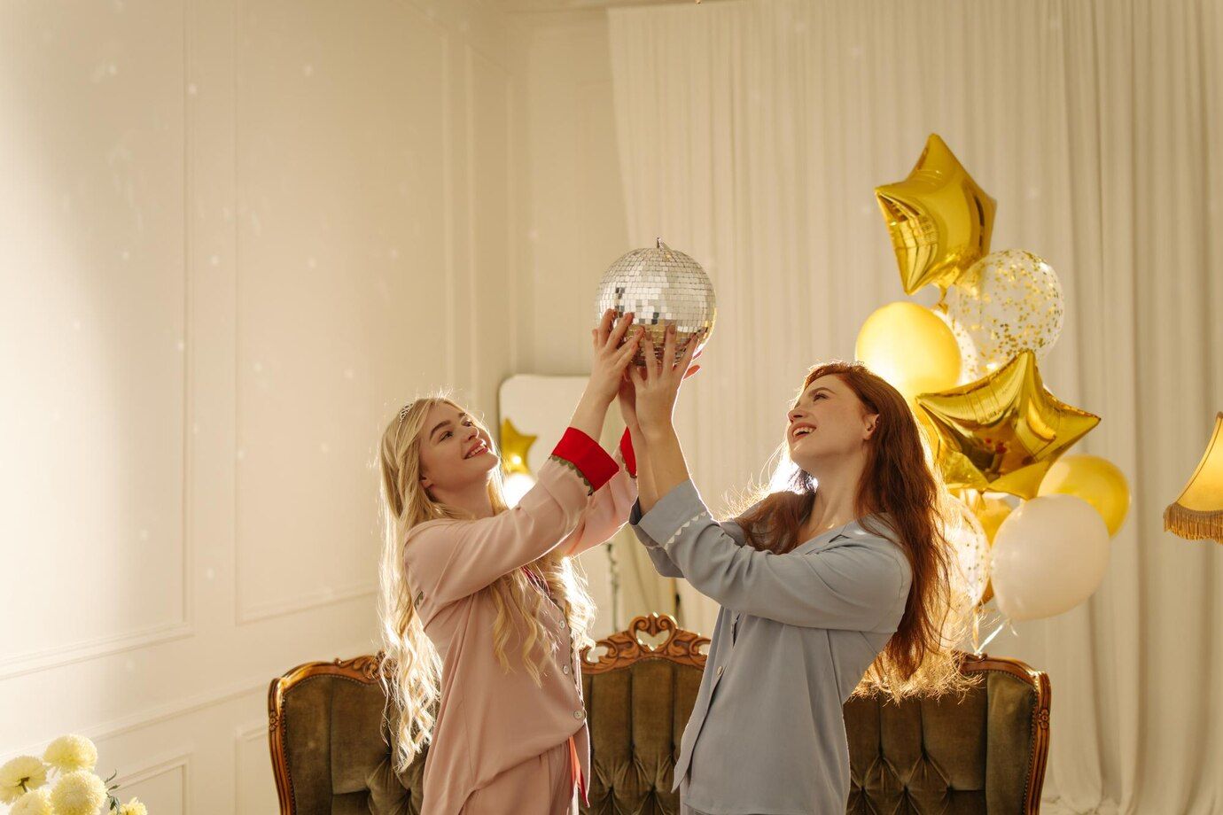 Як відзначити цей день - дайте волю уяві! 