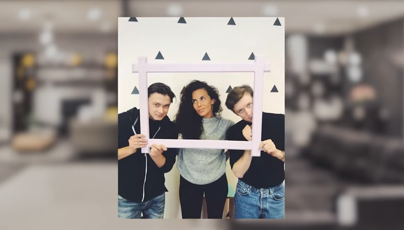 Участники группы ZBSband и Настя Каменских.