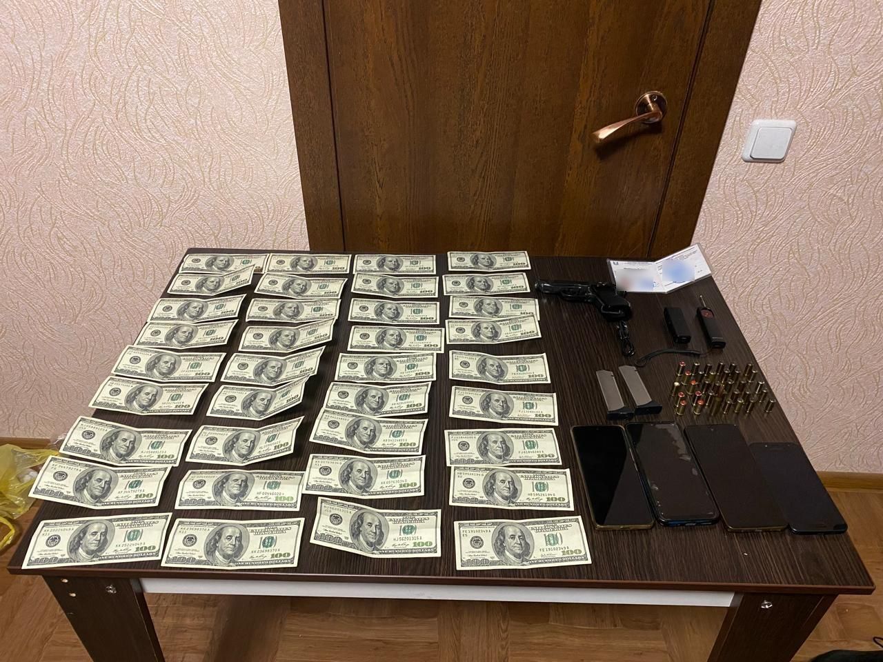 Киевлянин, организовавший сеть для вывоза уклонян за границу, пошел под суд - ему светит до 9 лет 1