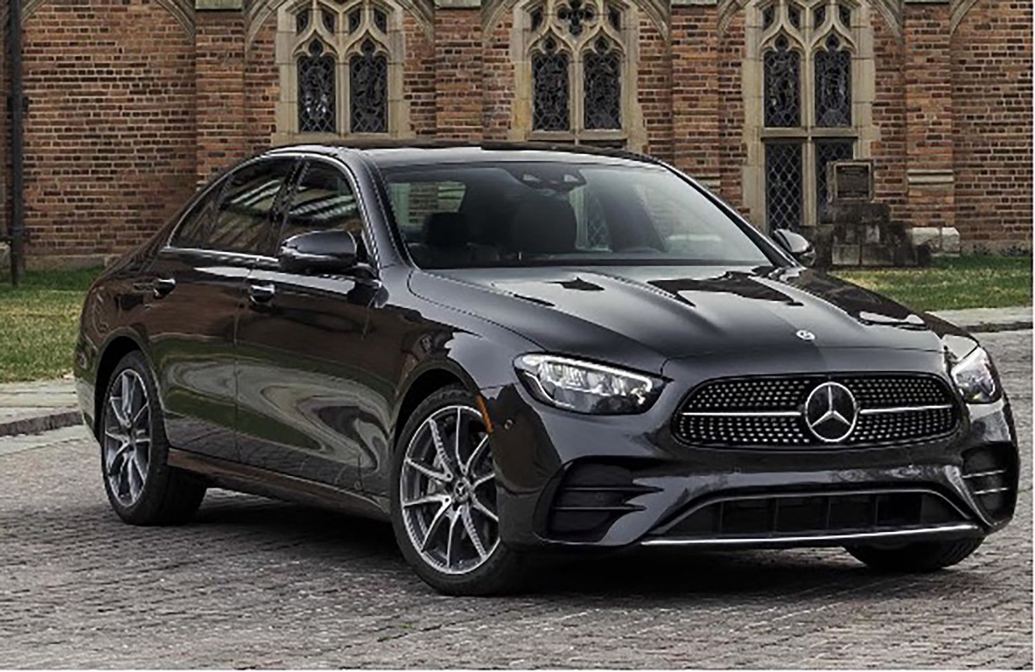 Машина тещі детектива НАБУ Михайла Романюка, на якій пересувався «антикорупціонер» Машина тещі детектива НАБУ Михайла Романюка, на якій пересувався «антикорупціонер»