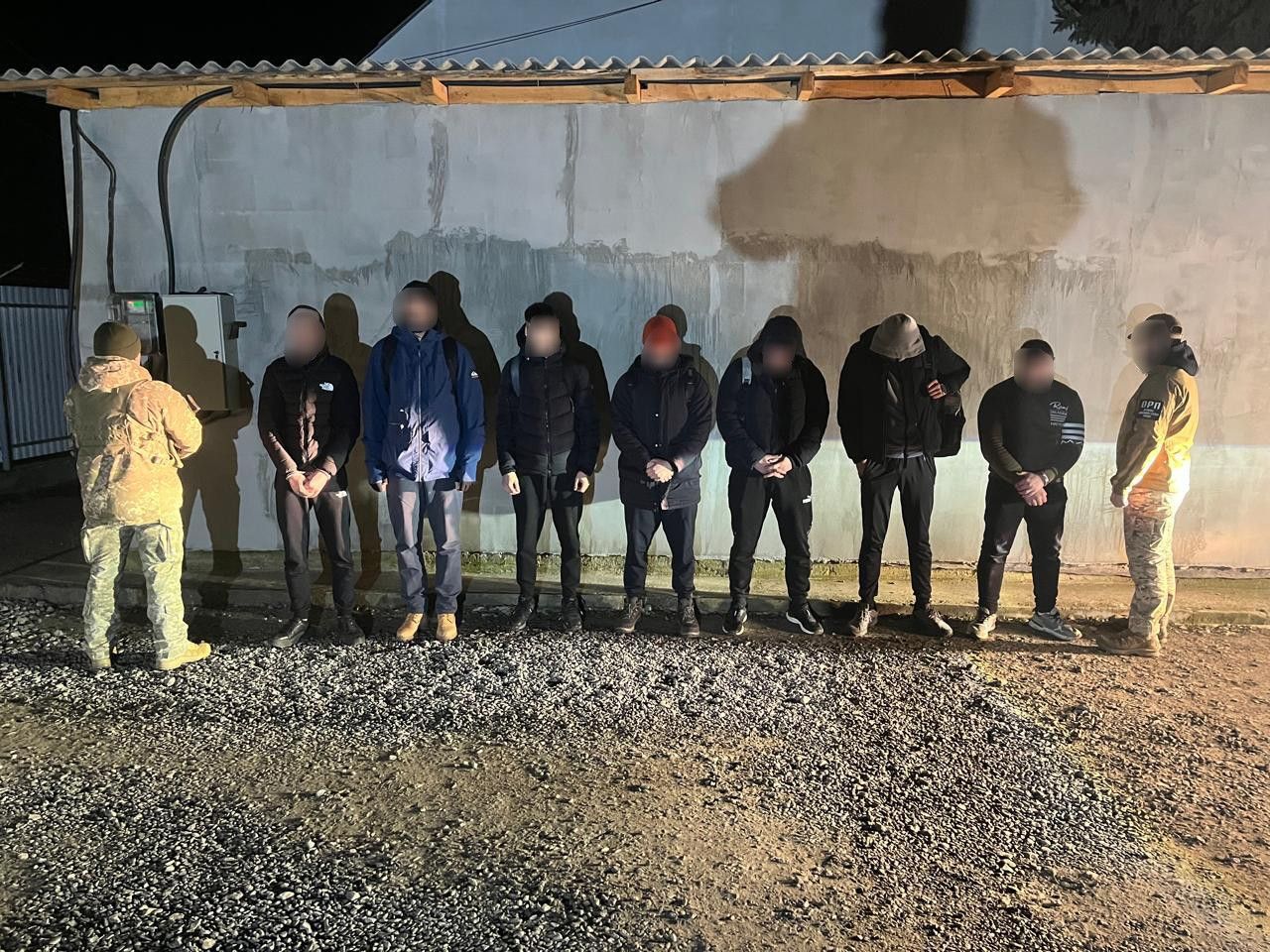 Шестерых организаторов схем с уклонением от мобилизации уже задержали. Фото — ГНСУ Шестерых организаторов схем с уклонением от мобилизации уже задержали. Фото — ГНСУ