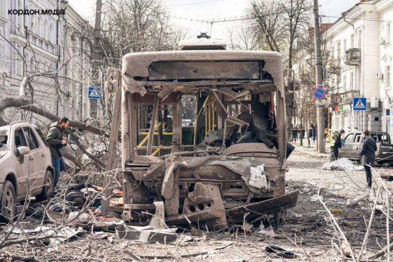 Обстріл балістики РФ забрав життя звичайних містян Обстріл балістики РФ забрав життя звичайних містян