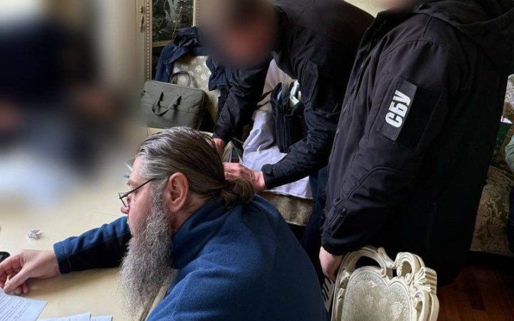 СБУ провела обшуки у головного звʼязкового Кремля в УПЦ МП: що відомо про митрополіта Антонія 1
