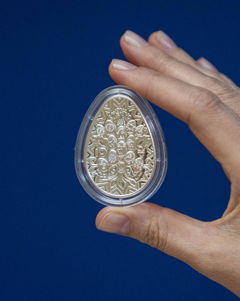 Памятная монета Пасхальная радость. Писанка Фото - НБУ