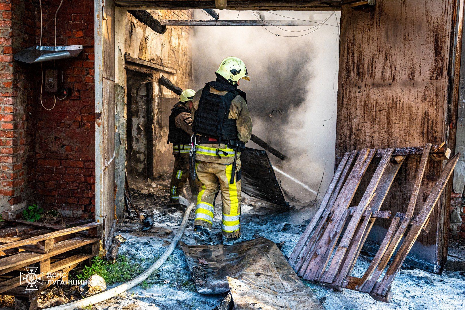 Пострадавших от нападения РФ на Харьков уже больше сотни - Терехов 2