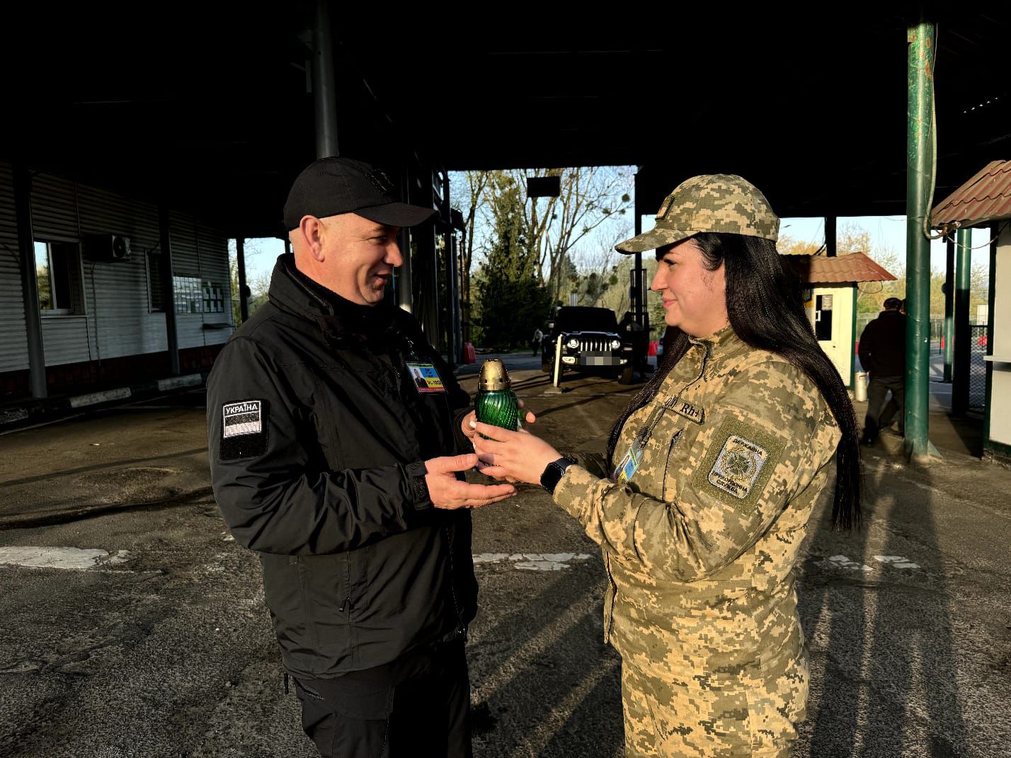 Новинський збрехав, що привіз Благодатний вогонь в Україну - святиня прибула іншим шляхом 4