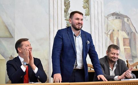 Народні депутати України минулого скликання Олег Ляшко, Андрій Лозовой, Ігор Мосійчук Народні депутати України минулого скликання Олег Ляшко, Андрій Лозовой, Ігор Мосійчук