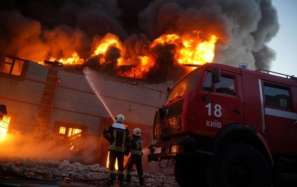 Сотрудники пожарных служб - это люди, которые, безусловно, заслуживают признания.