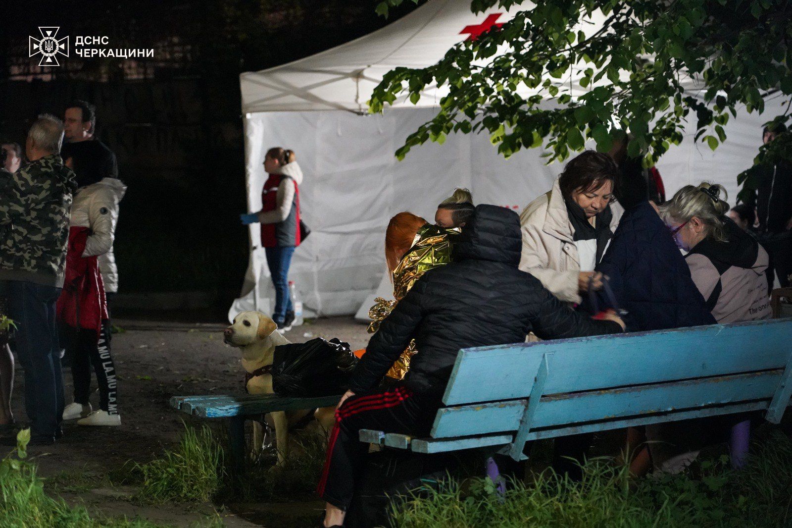 РФ вдарила по Черкасах: вогонь охопив житлові будинки, є постраждалий 4