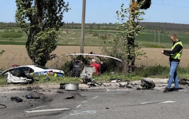 В ДТП в Полтавской области погибли полицейский и военный из ТЦК. Фото: Фото: kg.ua В ДТП в Полтавской области погибли полицейский и военный из ТЦК. Фото: Фото: kg.ua