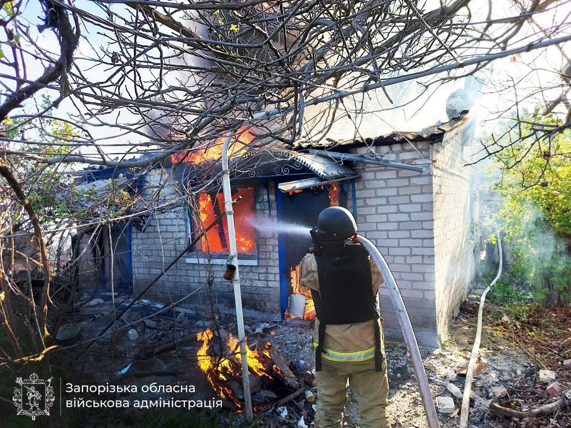 Последствия российских обстрелов Запорожья. Фото — Запорожская ОВА Последствия российских обстрелов Запорожья. Фото — Запорожская ОВА