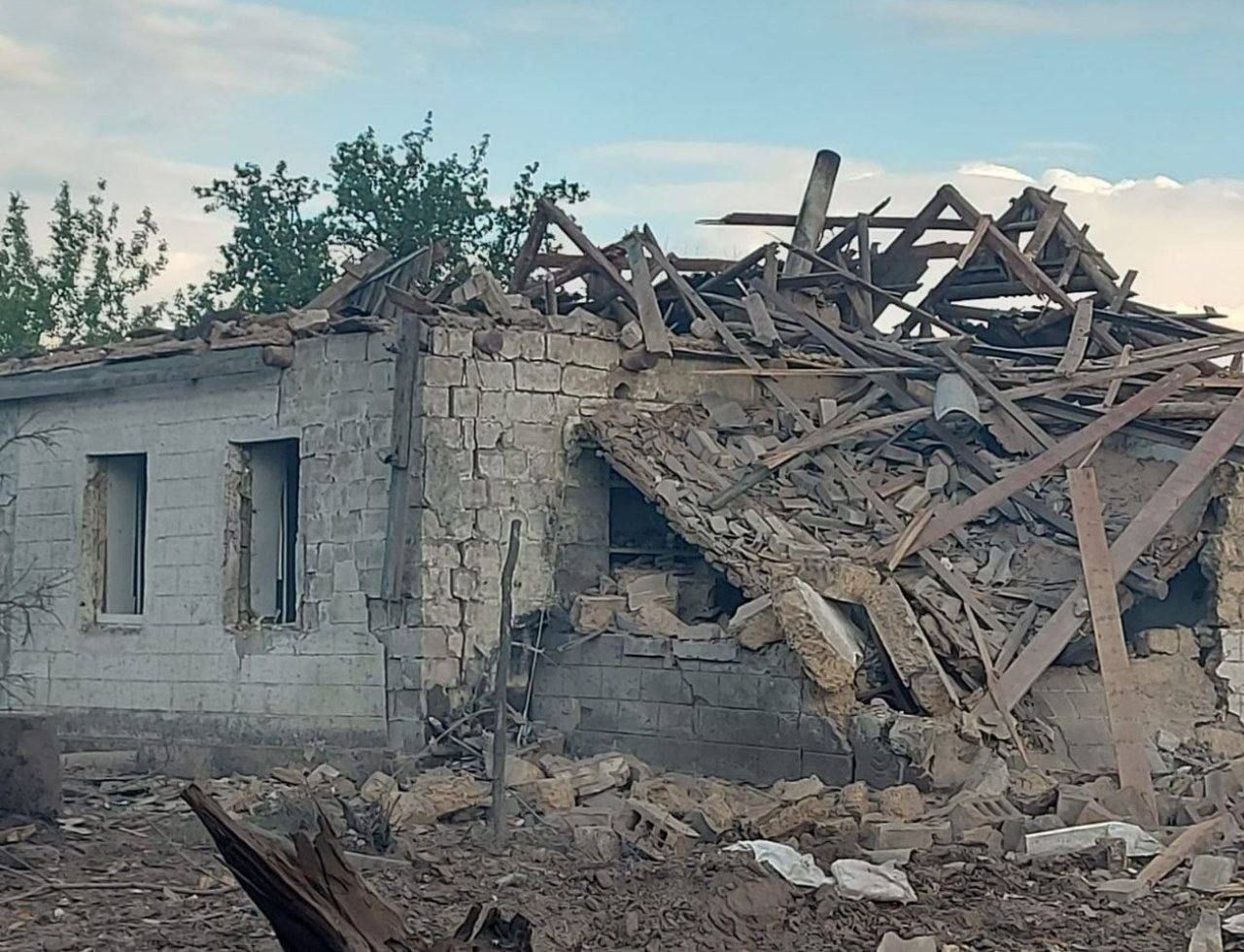 Росіяни вдарили по Дніпропетровщині КАБами: постраждали люди 1