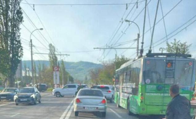 Бутусов показав відео успішного удару ЗСУ по Перевальному у Криму: багато двохсотих окупантів 3