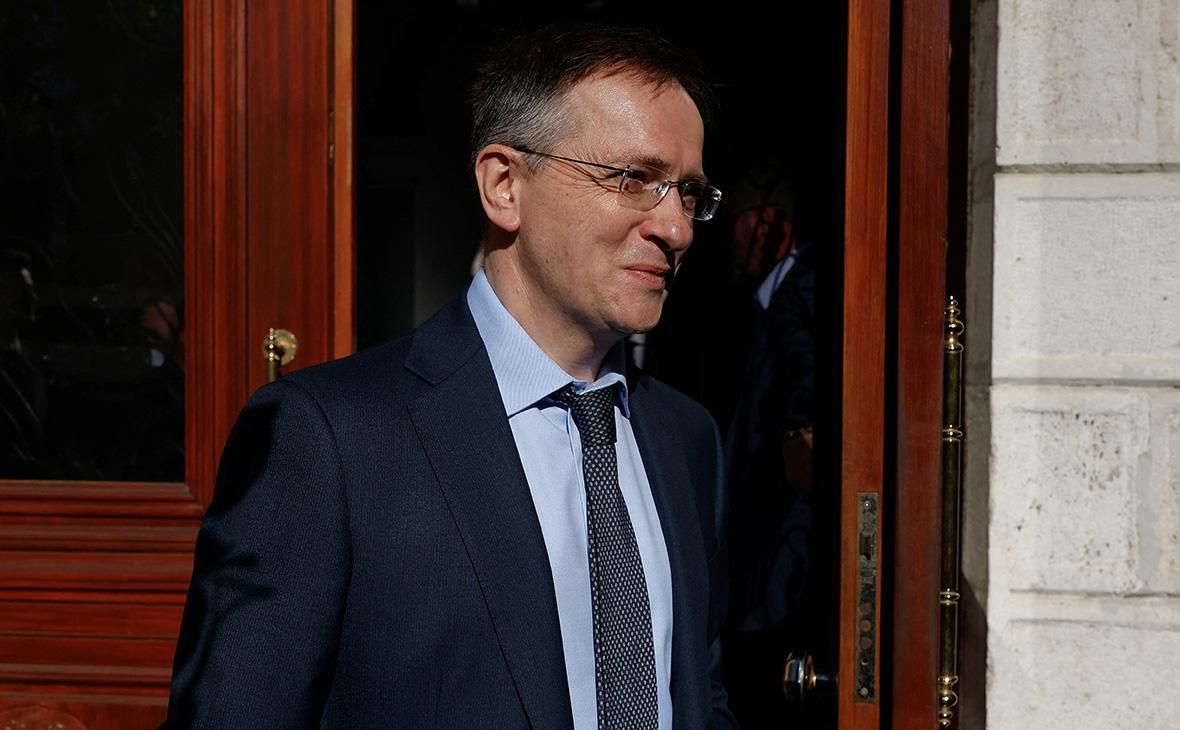 Російську делегацію очолював Володимир Мединський, який раніше, у 2022 році, намагався завезти в Україну Януковича та проголосити Російську делегацію очолював Володимир Мединський, який раніше, у 2022 році, намагався завезти в Україну Януковича та проголосити