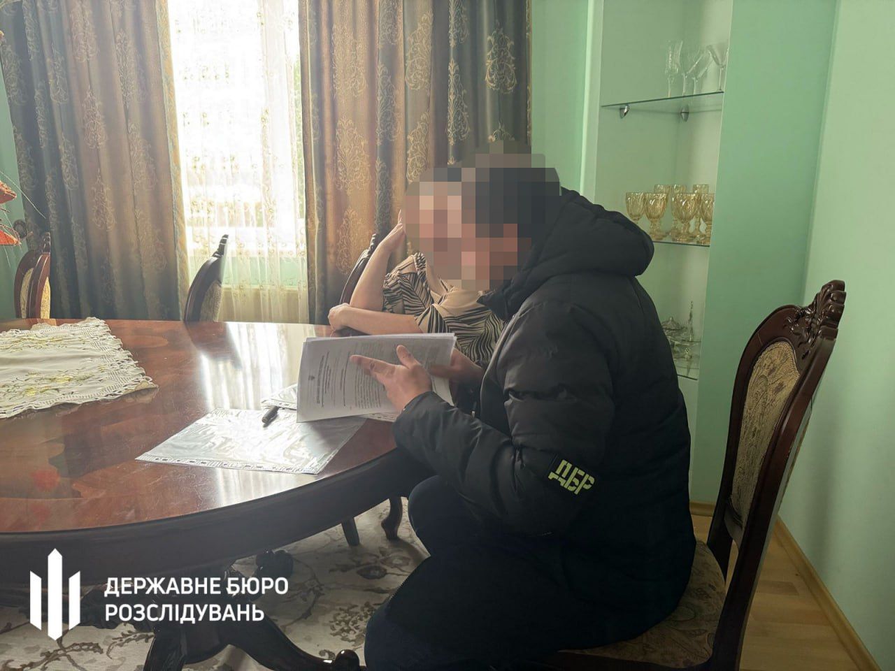 Працівницю Львівської митниці судитимуть за перевезення ухилянтів: як діяла схема 1