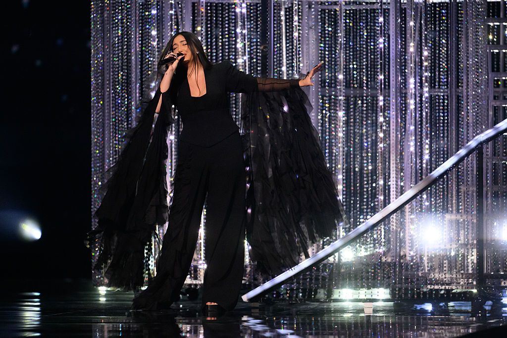 Співачка Юваль Рафаель на Євробаченні-2025 Співачка Юваль Рафаель на Євробаченні-2025