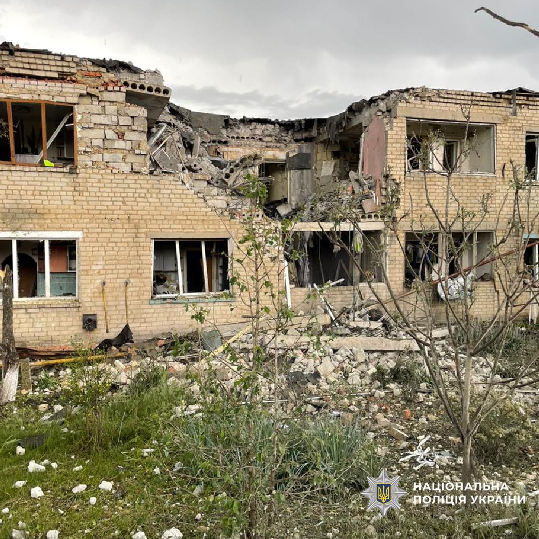 Наслідки обстрілів Наслідки обстрілів