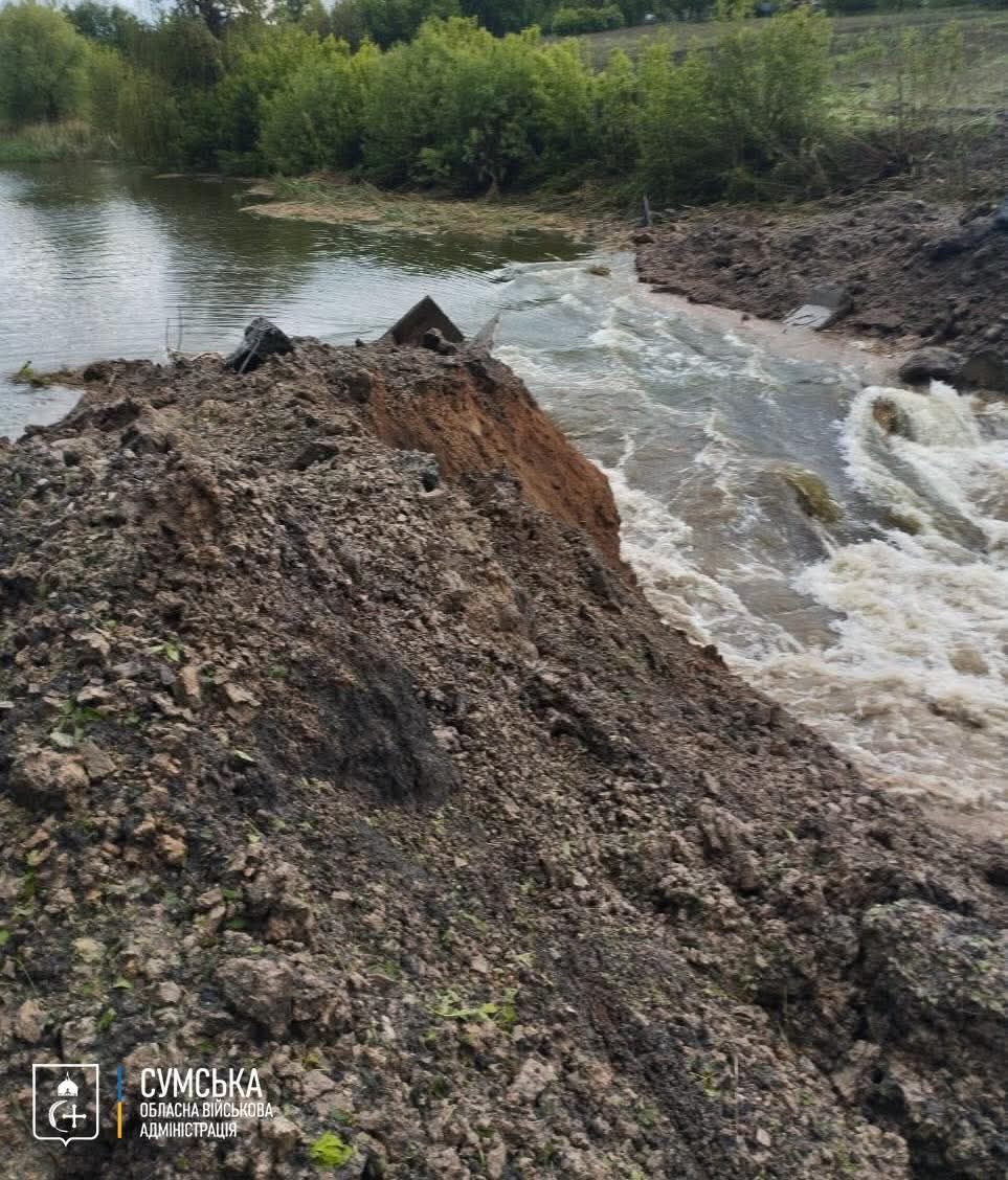 Ворог б'є по гідроспорудам Ворог б'є по гідроспорудам