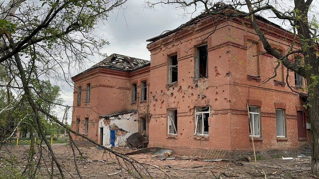 Война уже в Днепропетровской области: Общественное показало разрушение в Новопавловке - там уничтожен старинный собор 2