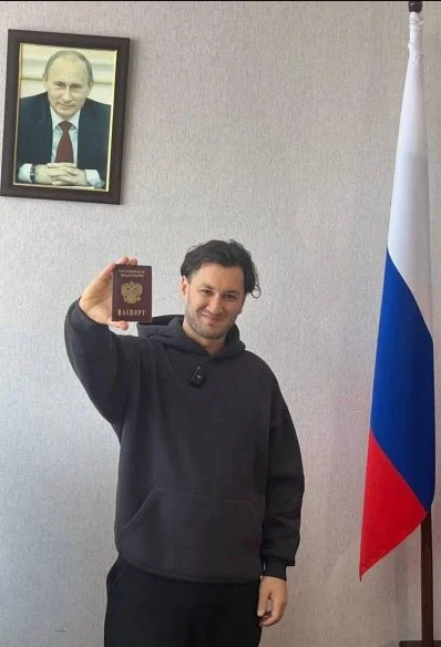 Колаборант Юрій Бардаш не приховує свого захвату від диктатури Путіна Колаборант Юрій Бардаш не приховує свого захвату від диктатури Путіна