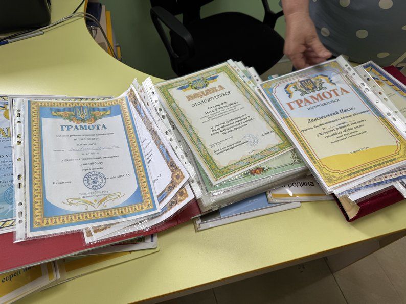 У Басівській школі на Сумщині продзвонив останній дзвоник. Суспільне Суми