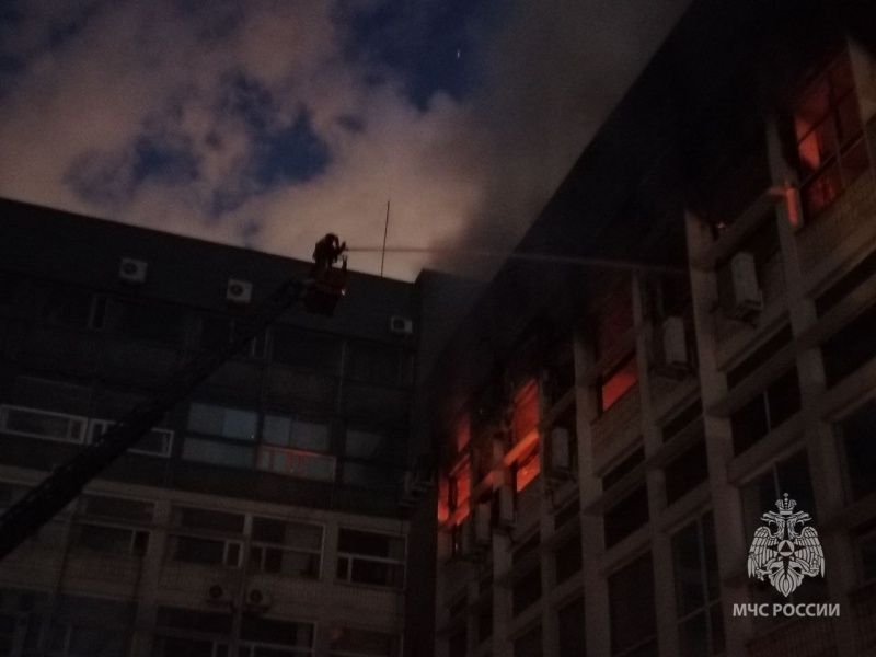 Пожежа в будівлі заводу Пожежа в будівлі заводу