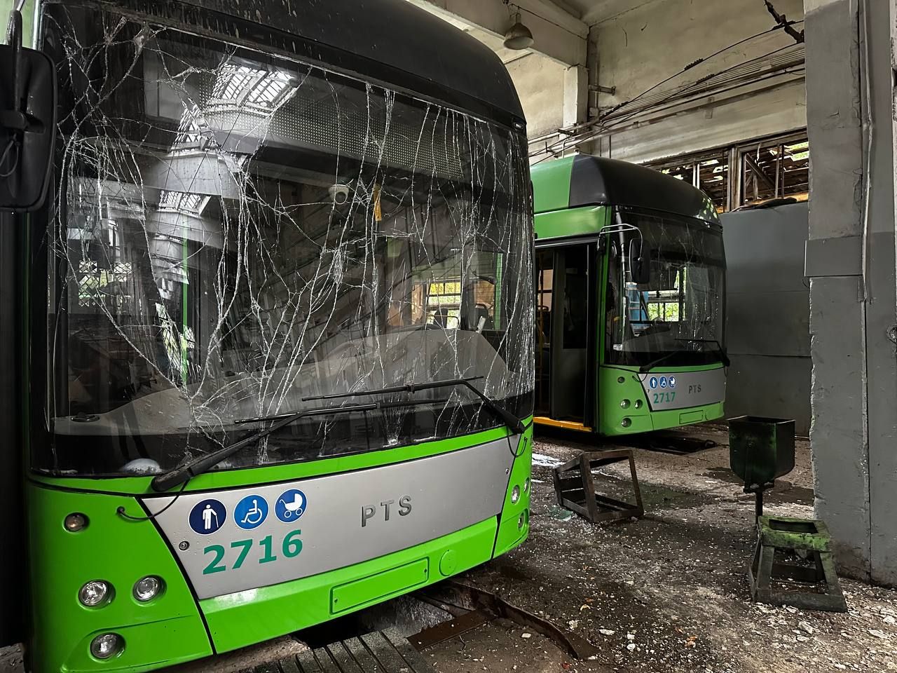 Пошкоджений транспорт Пошкоджений транспорт