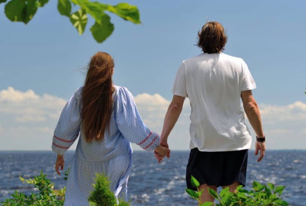 Перше спільне фото акторки з коханим чоловіком в її соцмережах Перше спільне фото акторки з коханим чоловіком в її соцмережах