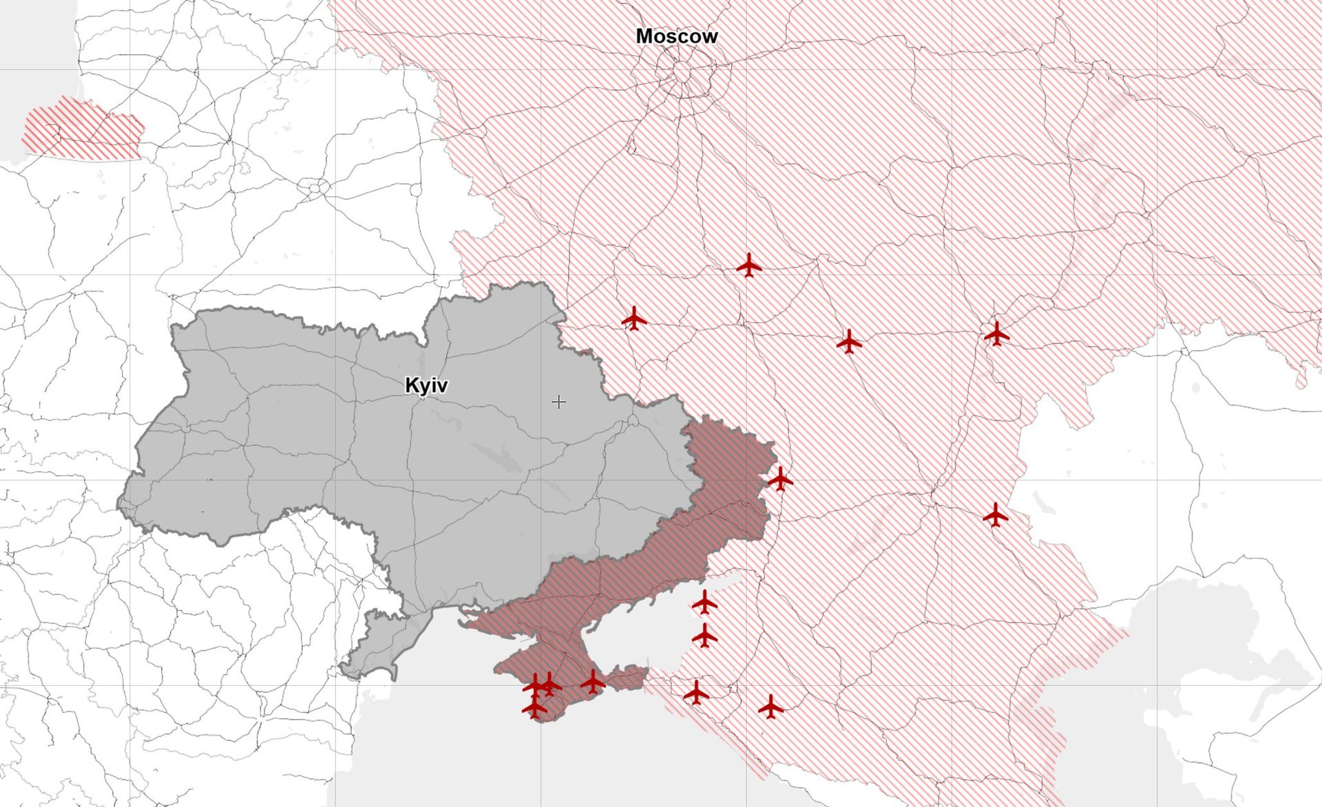 В РФ бьют тревогу после атак на аэродромы: строят укрытие для самолетов 1