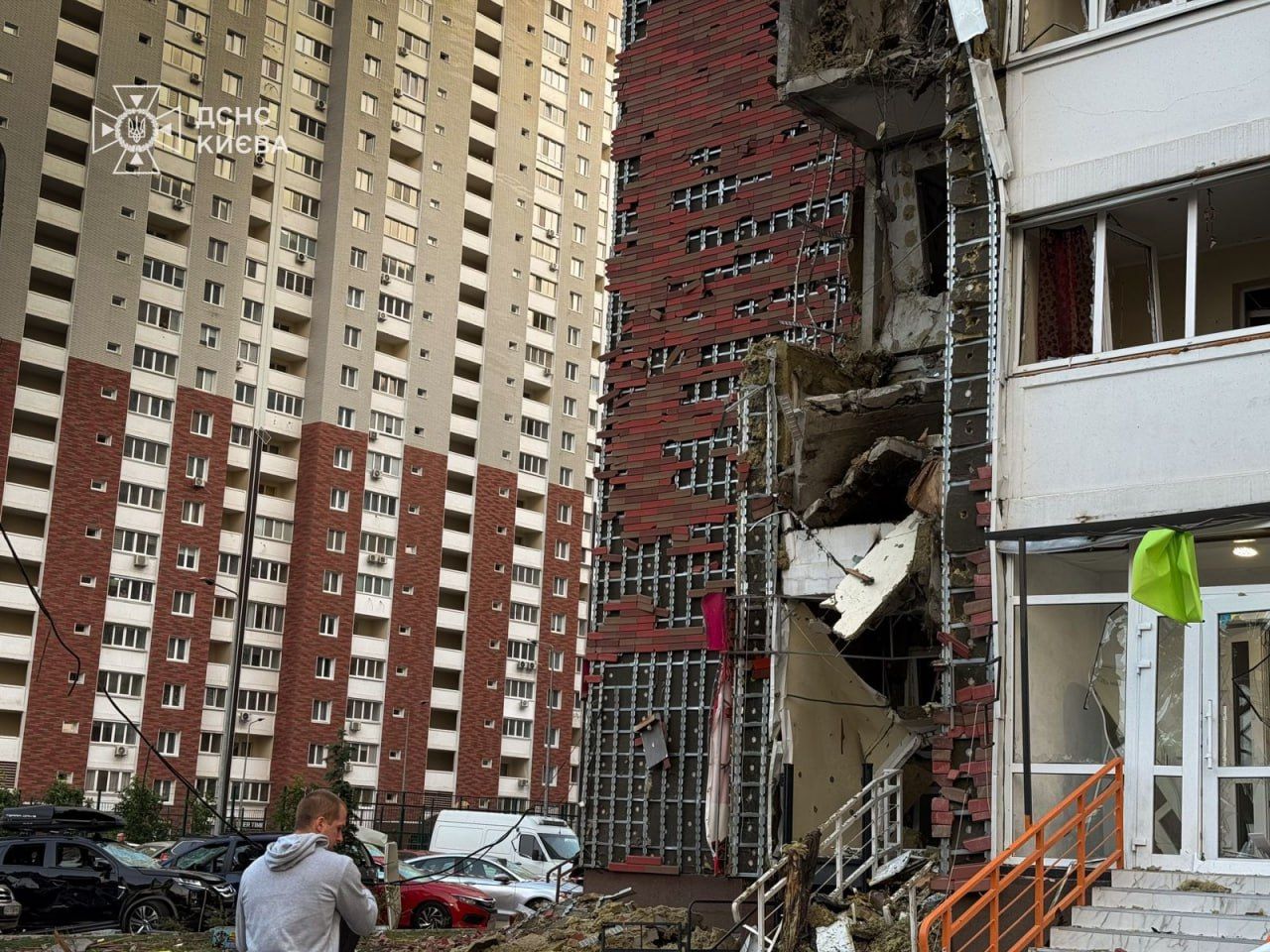 Последствия обстрелов Последствия обстрелов