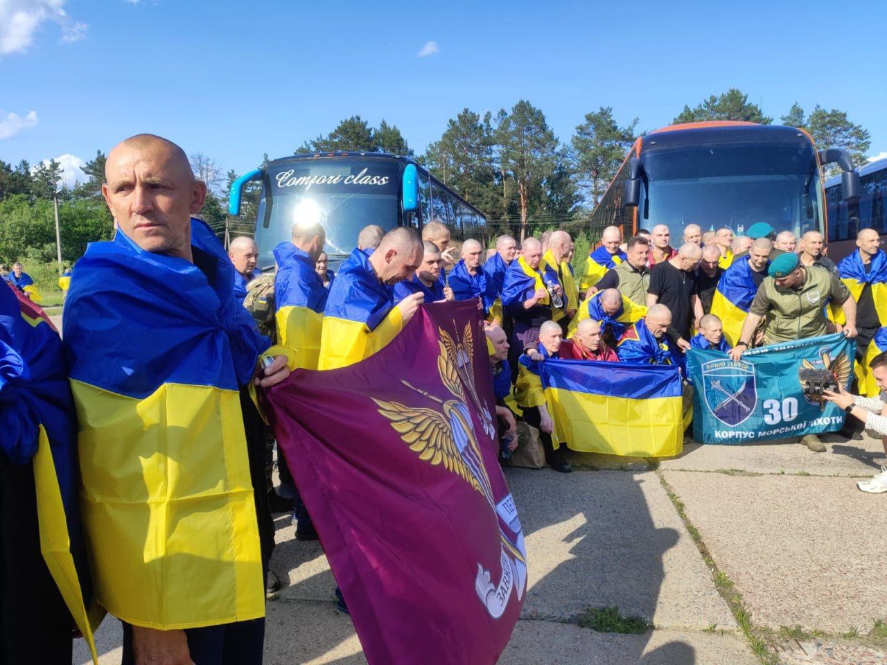 Відбувся другий етап масштабного обміну полоненими з РФ: воїни потребують негайної медичної допомоги 5