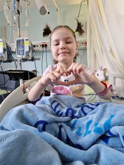 Насте совершили операцию, но произошел рецидив. Фото: Instagram