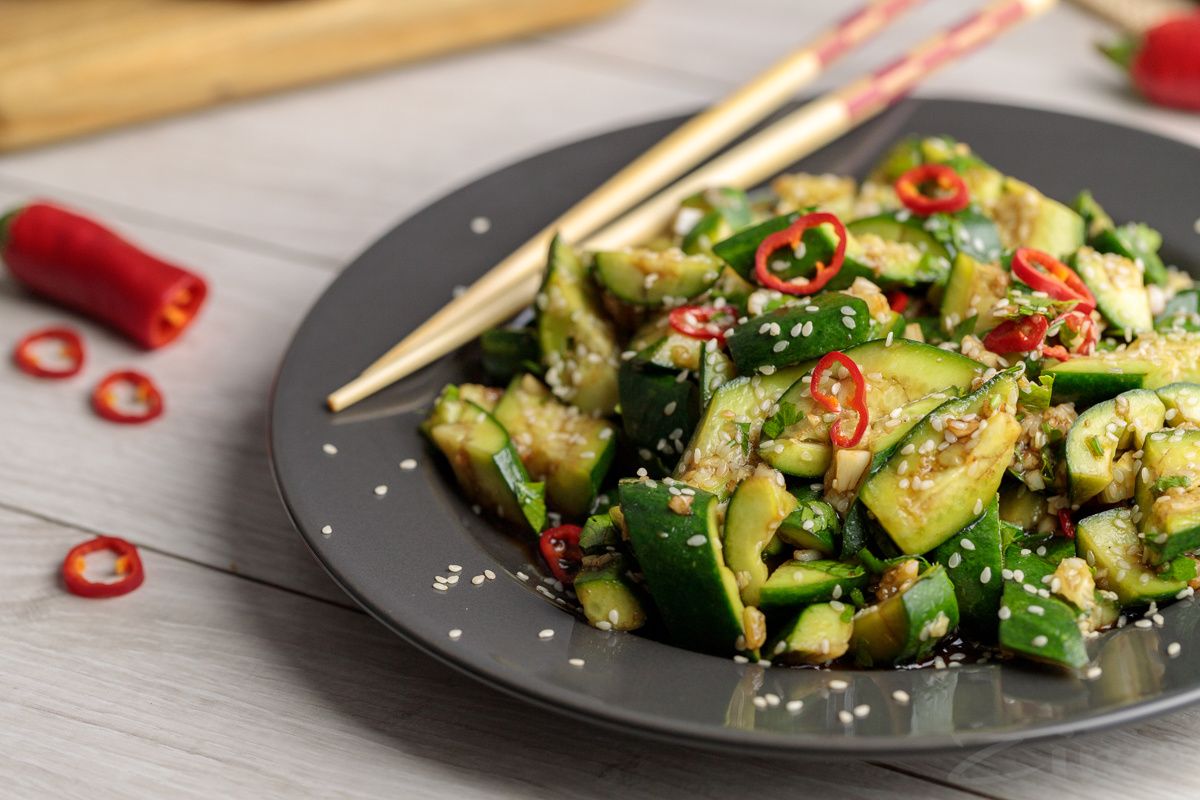 Салат виходить дуже пікантним Салат виходить дуже пікантним