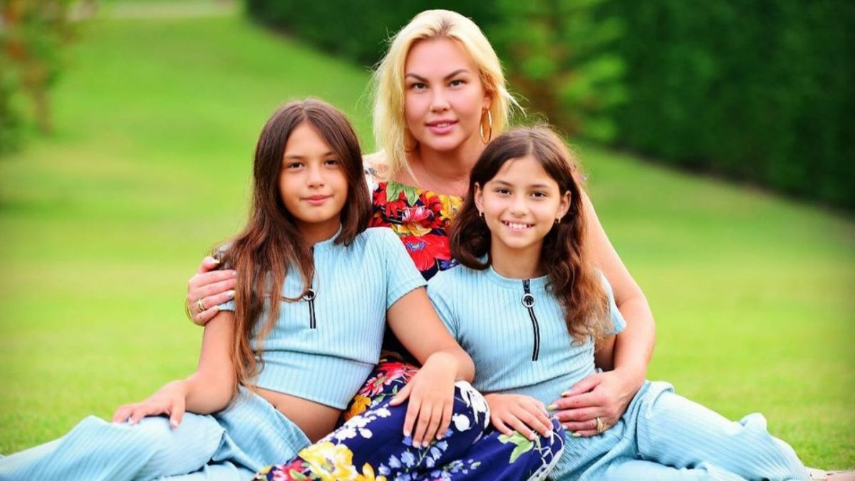 Камалія чекає повернення доньок назавжди до України Камалія чекає повернення доньок назавжди до України