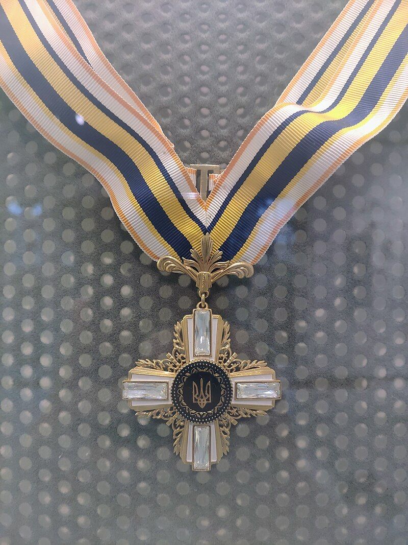 Дуда отримав він Зеленського орден Свободи: що відомо про цю нагороду 1