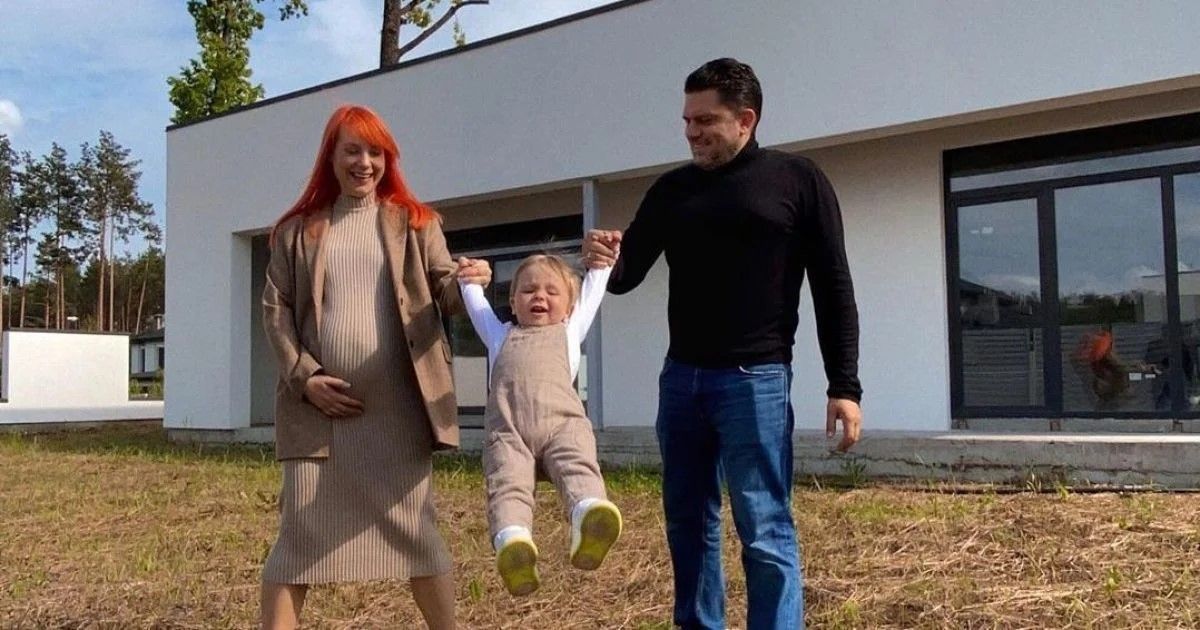 Тарабарова з чоловіком намагаються продати будинок, але поки не сплатили повністю кридит