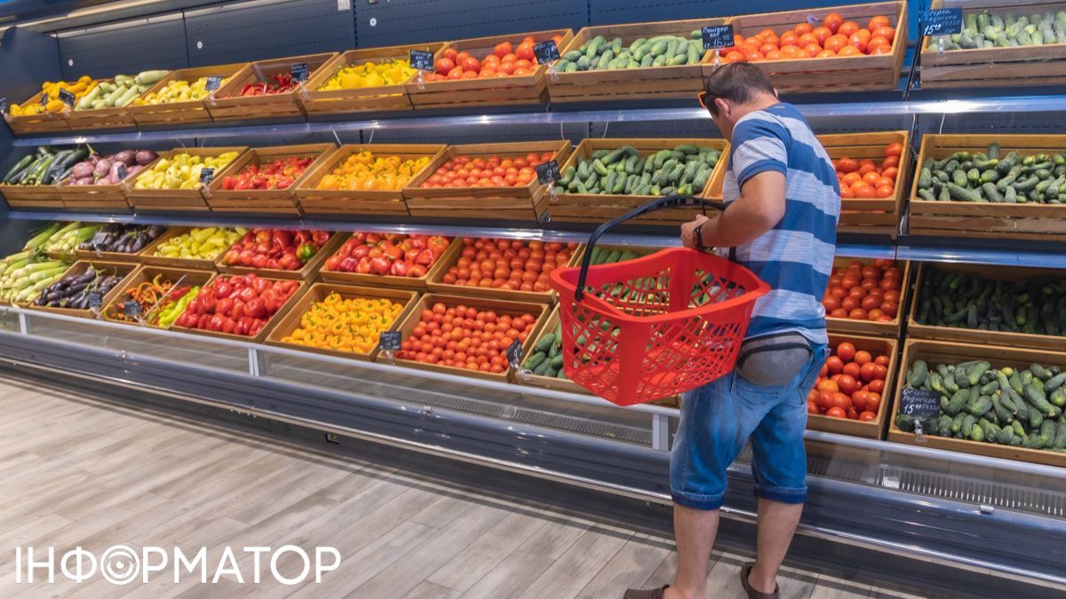 Купівля огірків Фото: Інформатор