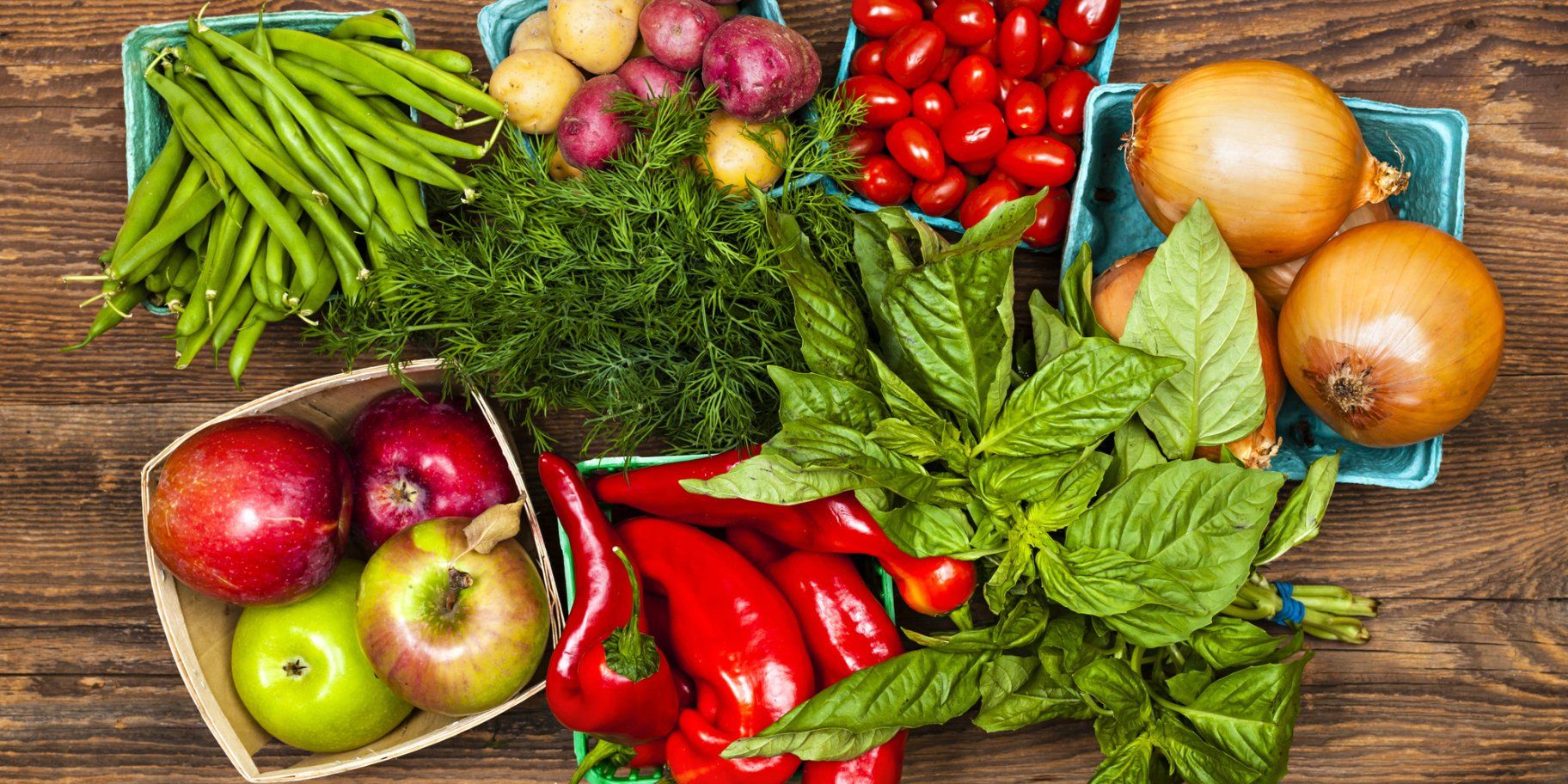 Овочі та фрукти мають бути у раціоні щодня Овочі та фрукти мають бути у раціоні щодня