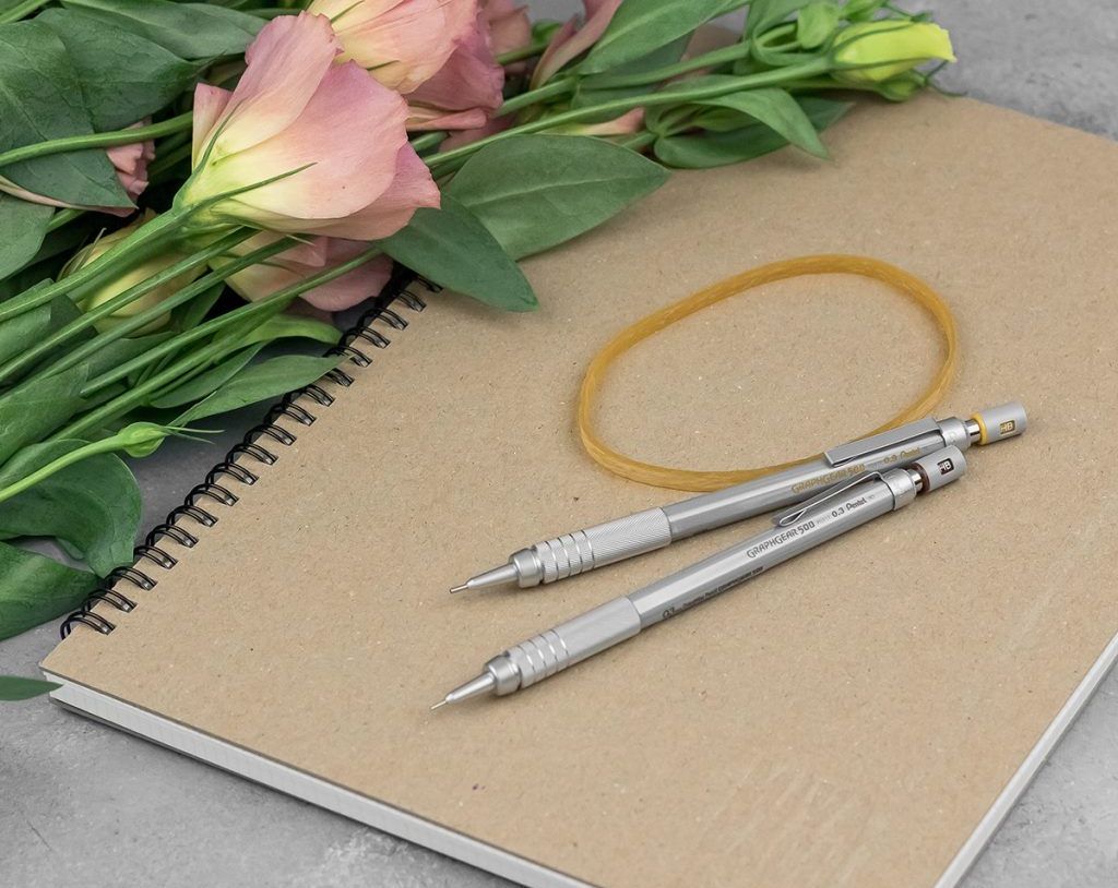 Механиный карандаш отличается своей надежностью. Какой сегодня, 5 июля, праздник: Всемирный день бикини и Международный день Днепра.