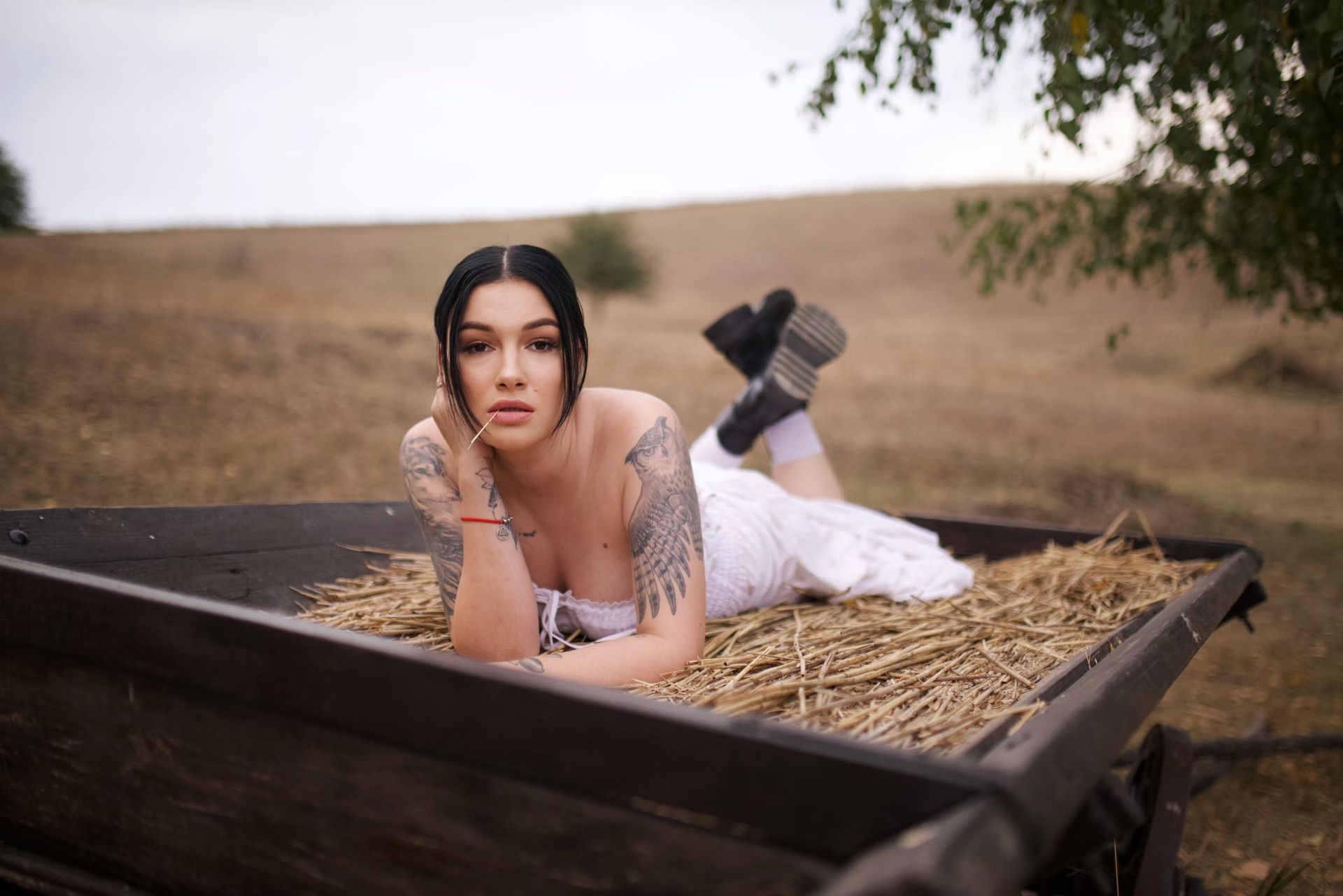 До полномасштабного вторжения ее гонорар был не велик. В разное время от 1 до 3 тысяч долларов. До полномасштабного вторжения ее гонорар был не велик. В разное время от 1 до 3 тысяч долларов.