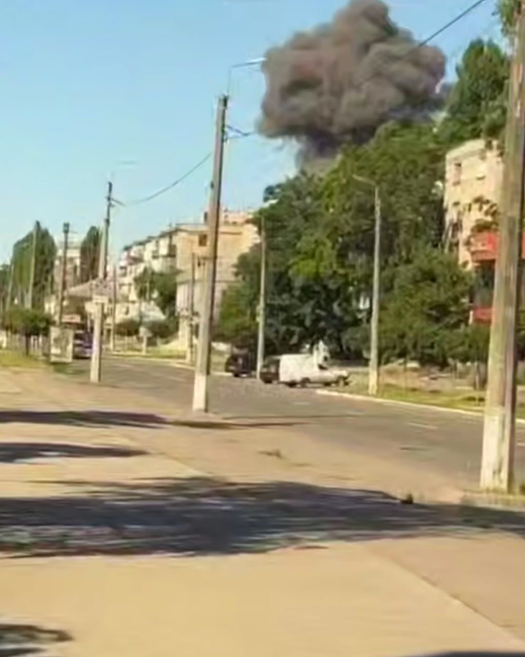 Російський "шахед" атакував Кременчук: під удар, ймовірно, потрапила будівля ТЦК 2