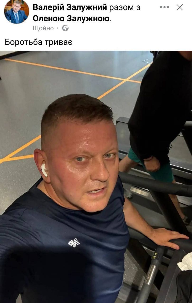 Навіть у свій день народження Залужний займається спортом