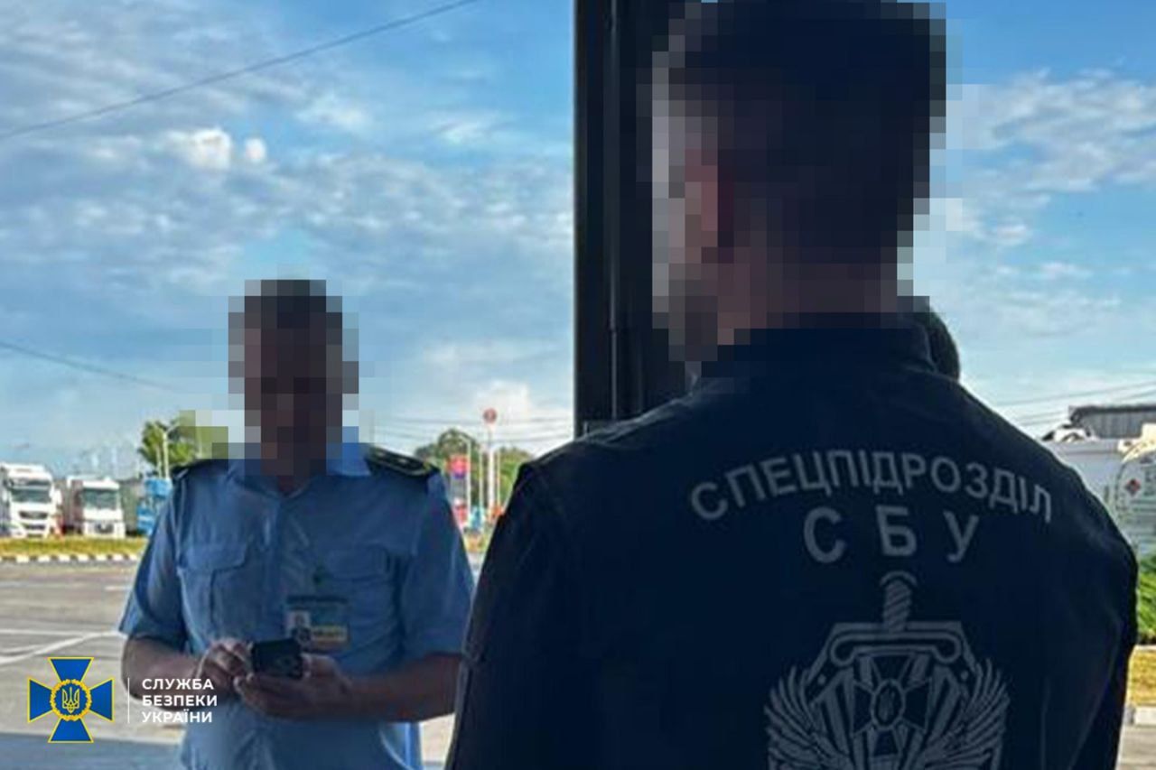 СБУ затримала замдиректора департаменту Митниці - був королем ухилянтів та нелегалів 4